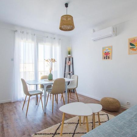 Beautiful Apartment 200M From Beach กาเนต์-อ็อง-รูสซียง ภายนอก รูปภาพ